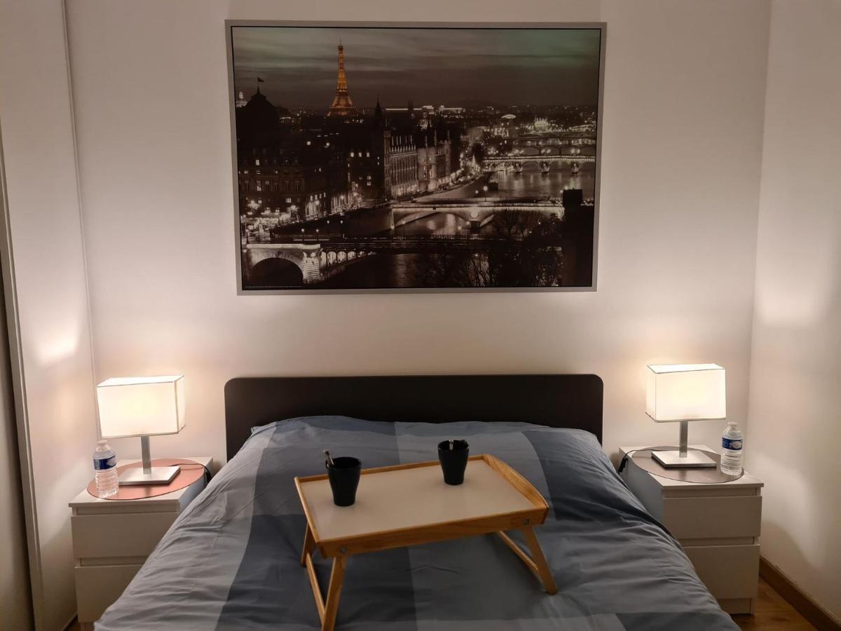 Appartement Avec Rez De Jardin A Disneyland Монтеврен Екстериор снимка