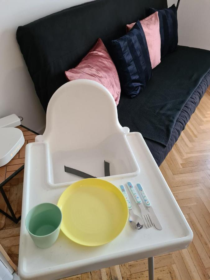 Appartement Avec Rez De Jardin A Disneyland Монтеврен Екстериор снимка