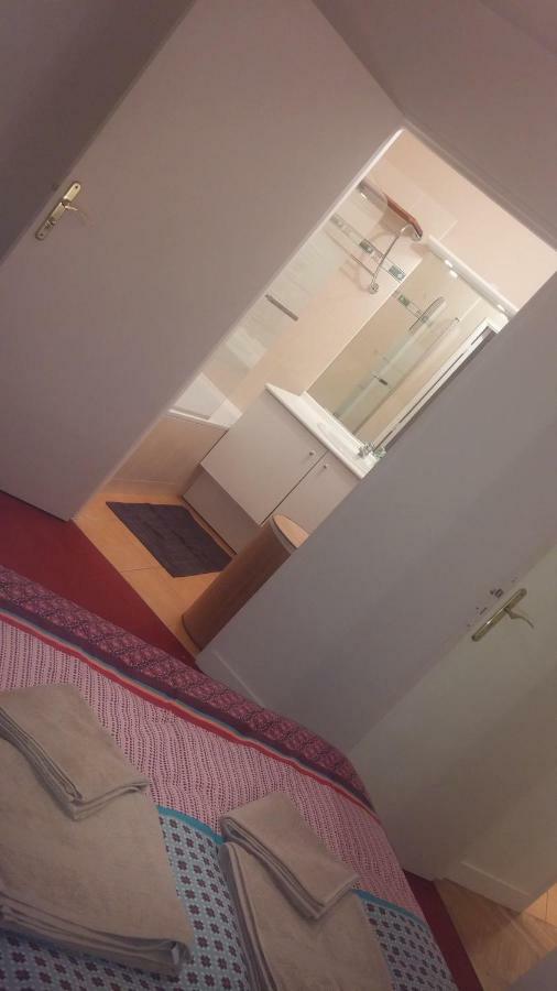 Appartement Avec Rez De Jardin A Disneyland Монтеврен Екстериор снимка