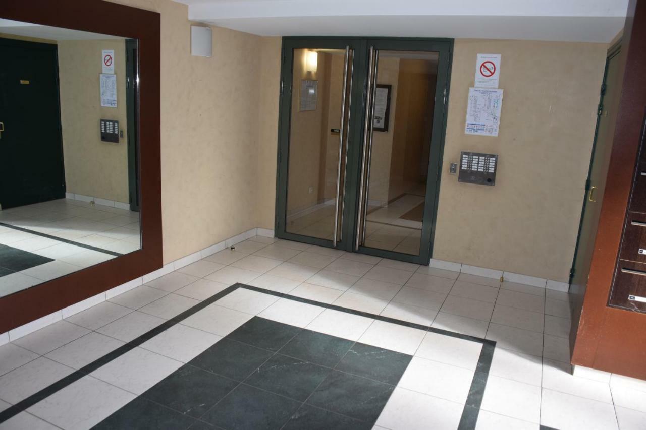 Appartement Avec Rez De Jardin A Disneyland Монтеврен Екстериор снимка